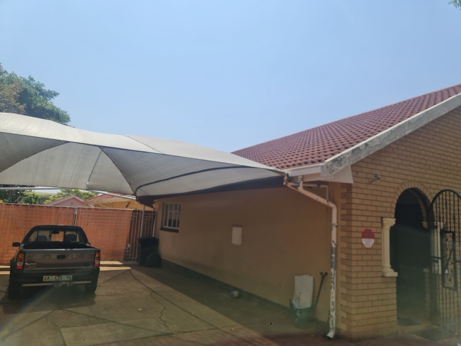 3 Bedroom Property for Sale in Protea Park North West